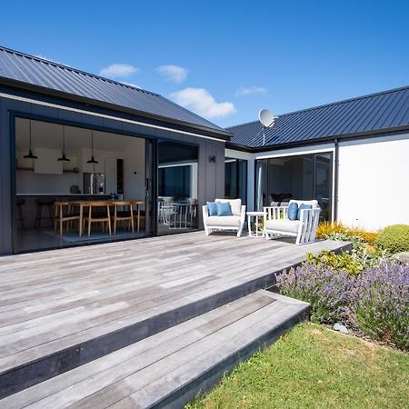 Lake House - Te Anau Holiday Home 외부 사진