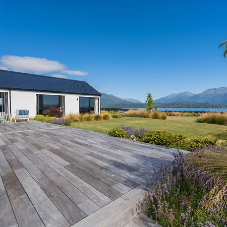 Lake House - Te Anau Holiday Home 외부 사진
