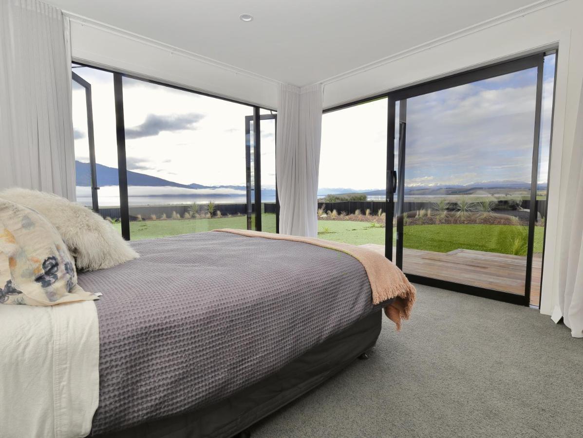 Lake House - Te Anau Holiday Home 외부 사진