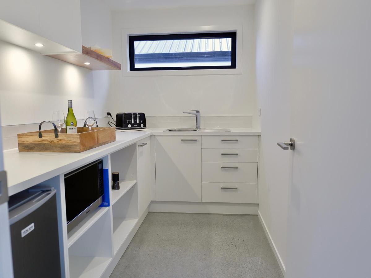 Lake House - Te Anau Holiday Home 외부 사진