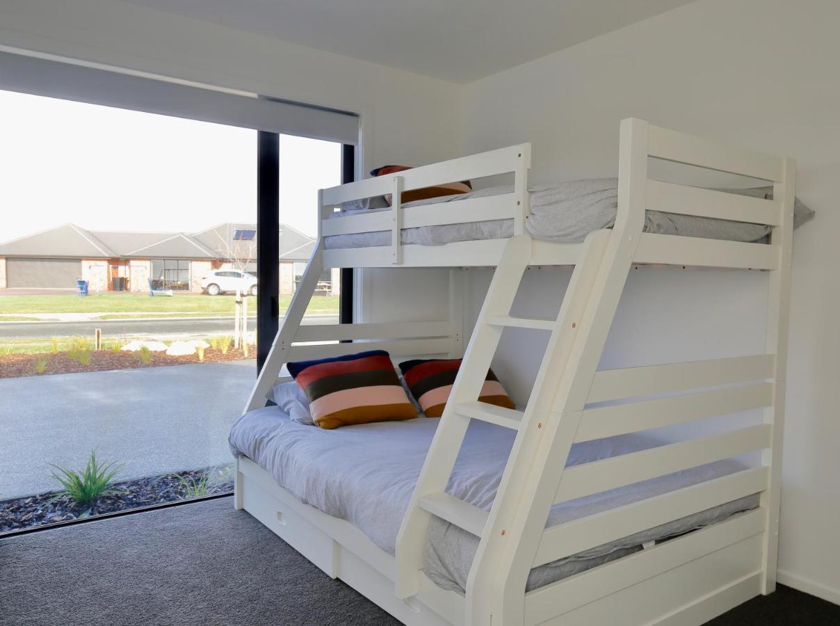 Lake House - Te Anau Holiday Home 외부 사진