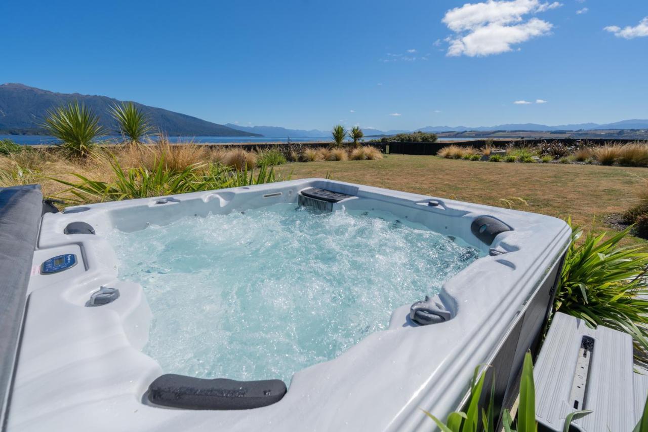 Lake House - Te Anau Holiday Home 외부 사진