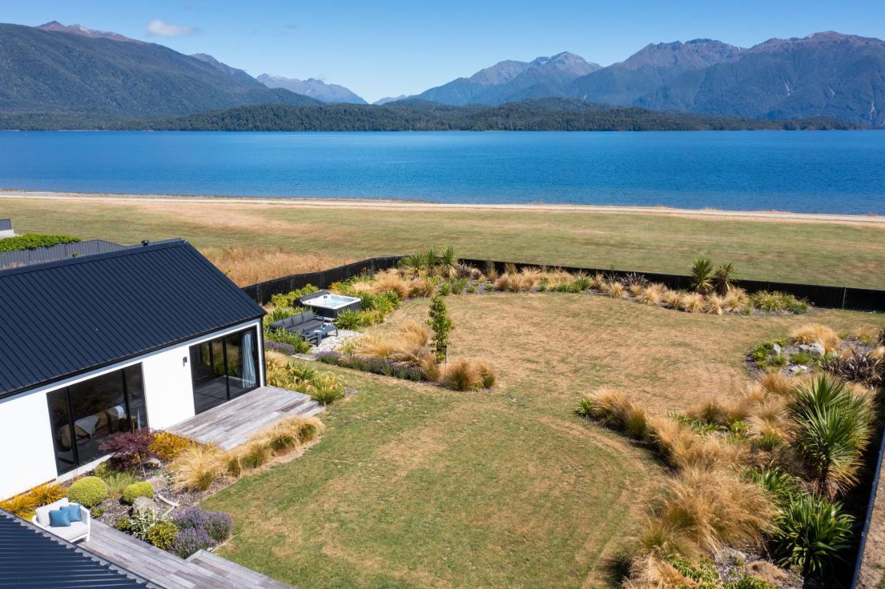 Lake House - Te Anau Holiday Home 외부 사진